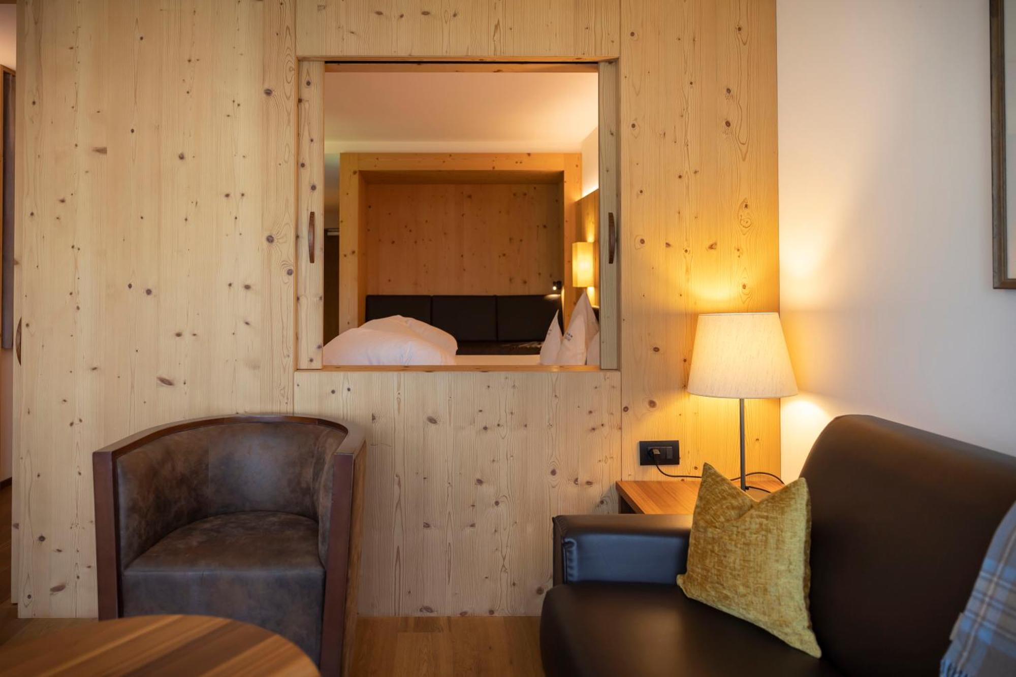 Artnatur Dolomites Hotel & Spa 시우시 객실 사진