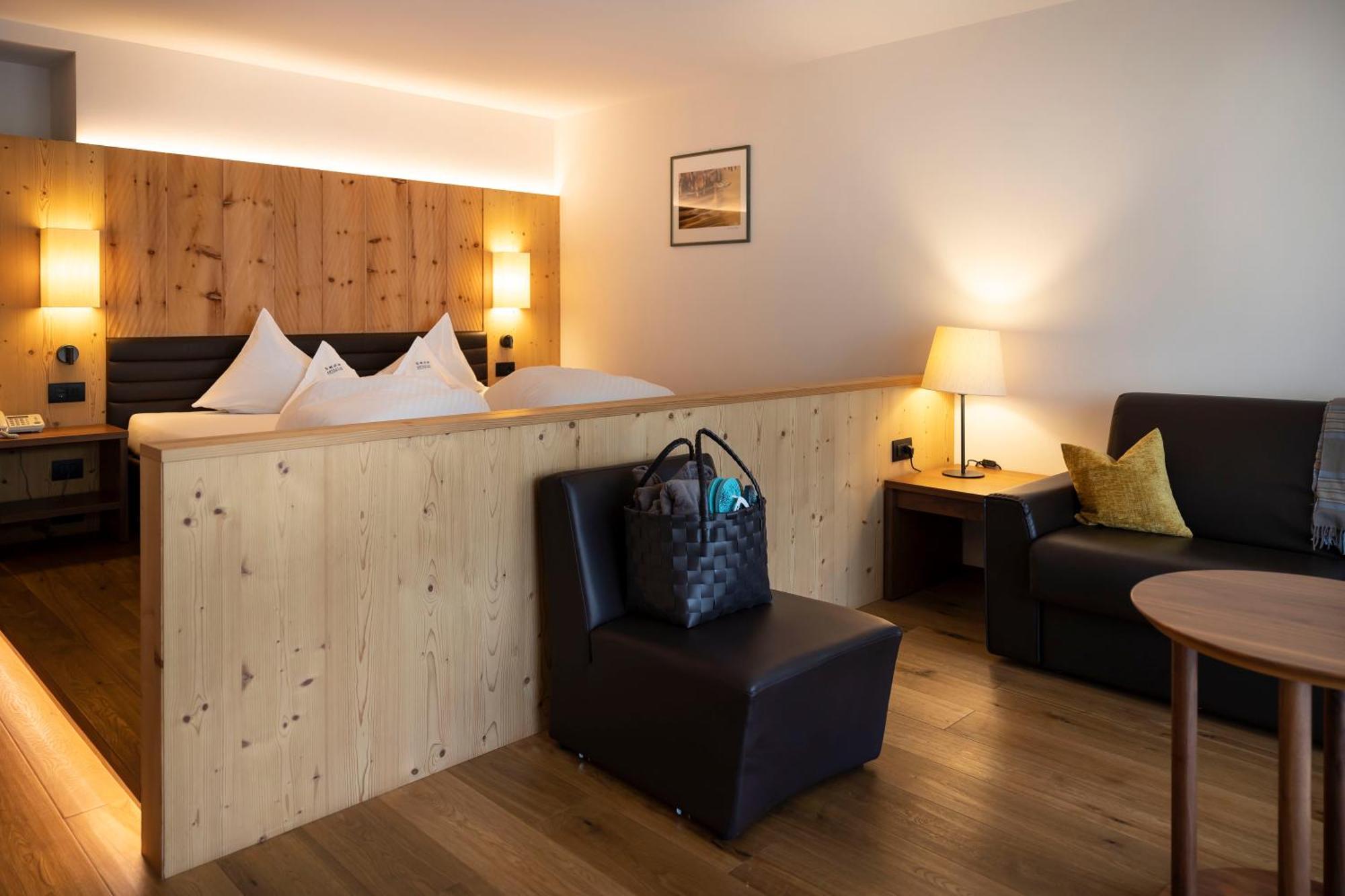 Artnatur Dolomites Hotel & Spa 시우시 객실 사진